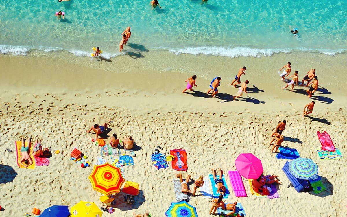 Beach Day in Ten Seconds